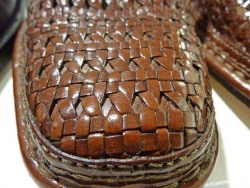 Flechtung-Schuh-01.jpg