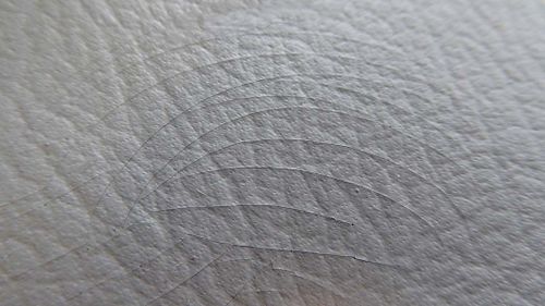 Hard-finish-crack-leather-02.jpg