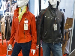 Jacke-Lammleder-1499-Euro.jpg