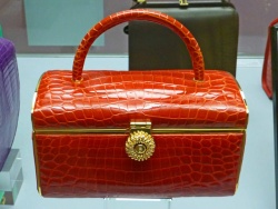 Krokodil-04-Tasche-Ledermus.jpg