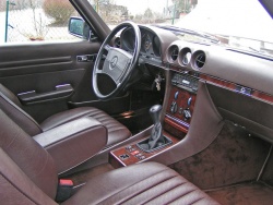 Mercedes-300-SL-R-107-1988-.jpg