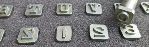 Punzieren-Buchstaben-03.jpg